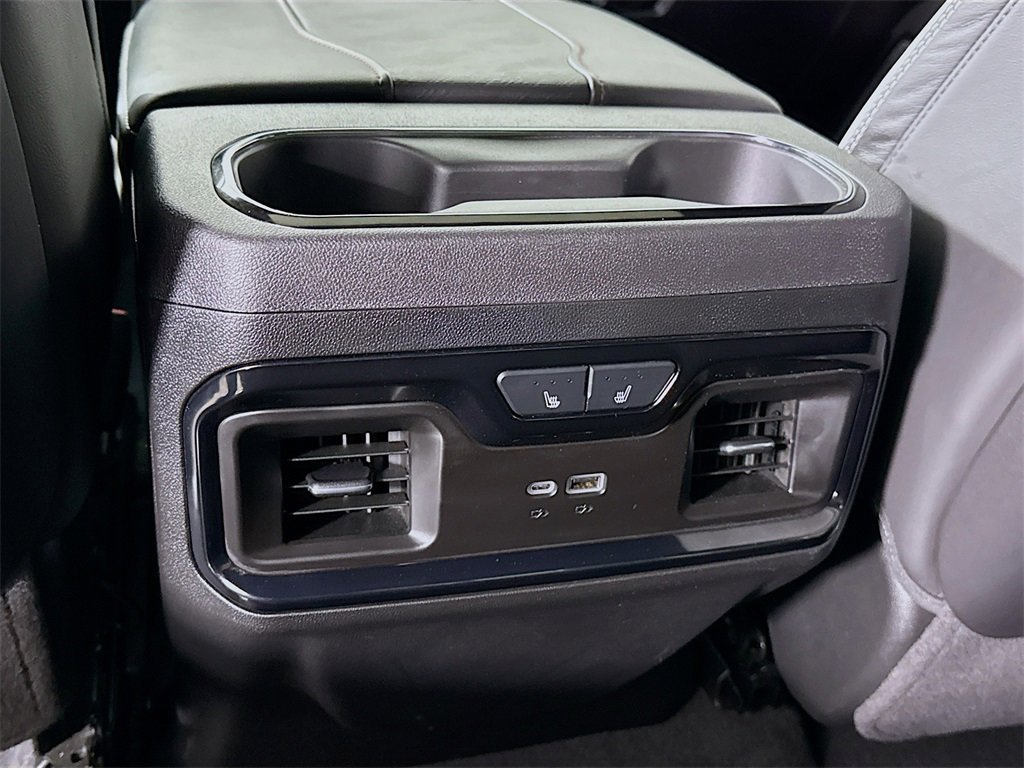 Used 2024 GMC Sierra 2500 AT4X image 30