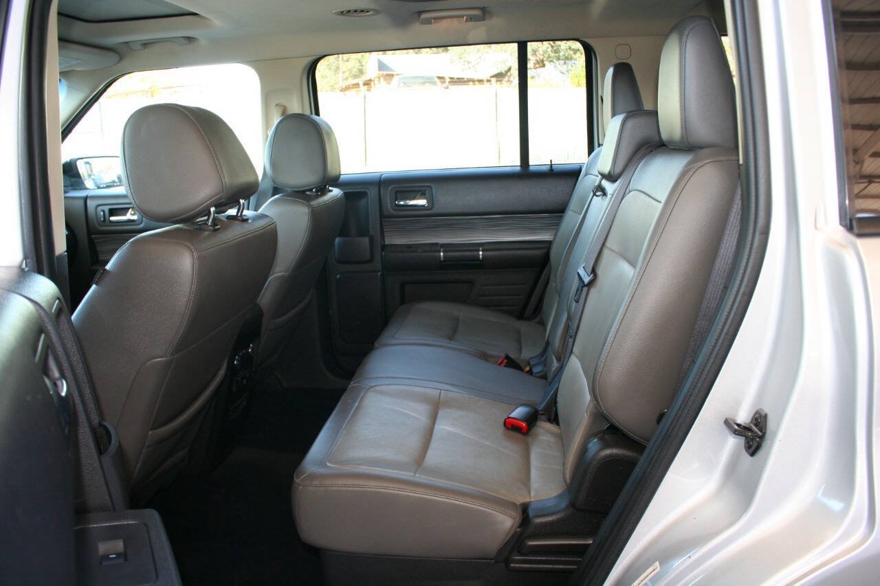 Used 2019 Ford Flex Limited w/ Limited Appearance Package AWD/4WD image 23