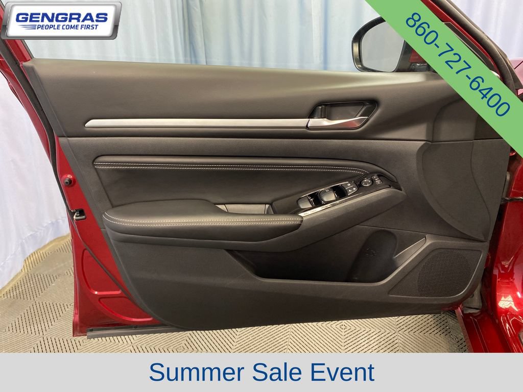 Used 2023 Nissan Altima 2.5 SL AWD/4WD image 13