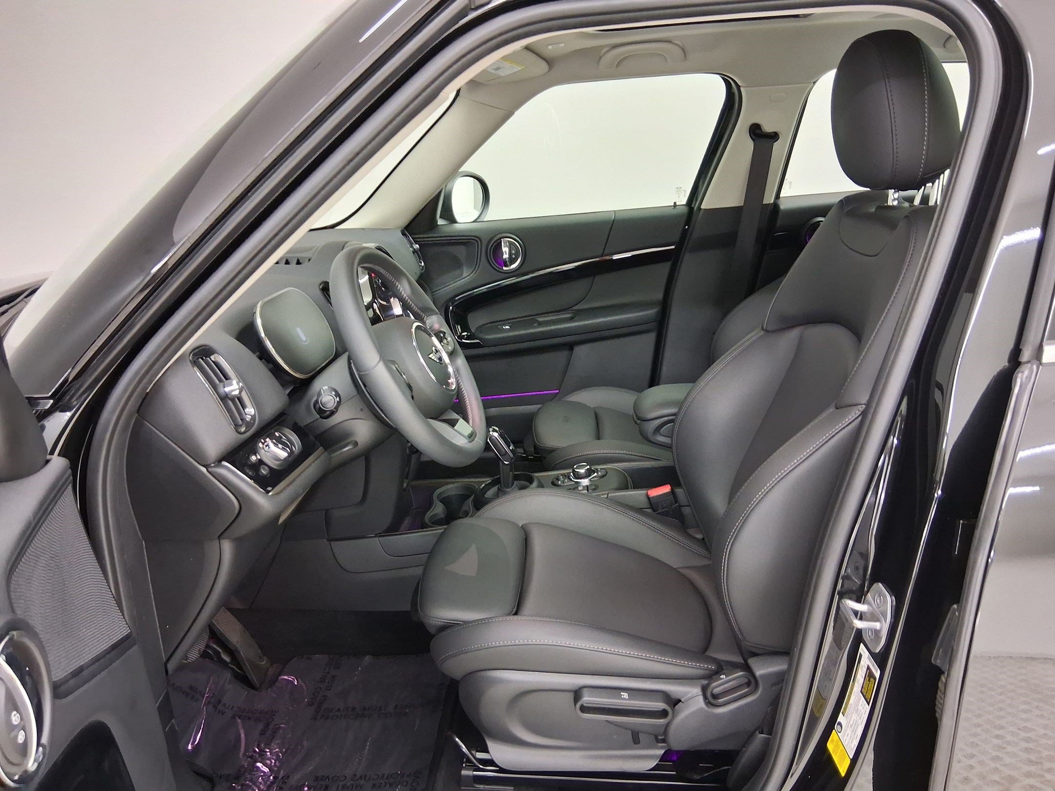 Used 2024 MINI Cooper Countryman S FWD image 3