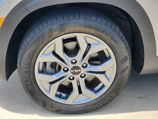 Certified 2024 Kia Seltos LX AWD/4WD image 12