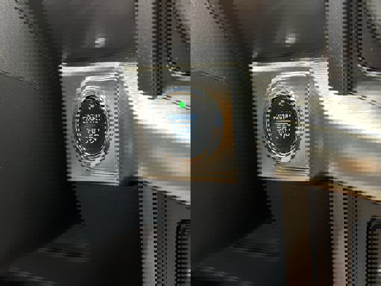 Used 2023 Ford F150 Lariat w/ Equipment Group 502A High image 22