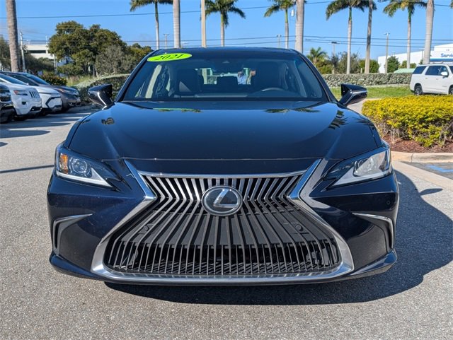 Used 2021 Lexus ES 350 w/ Premium Package image 2