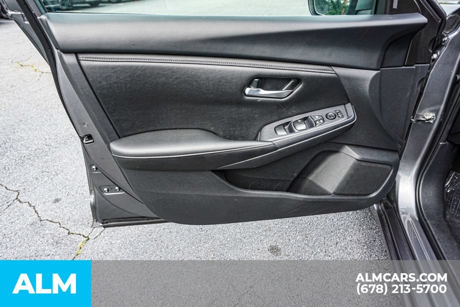 Used 2024 Nissan Sentra SV FWD image 43