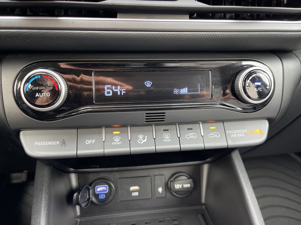 Certified 2023 Hyundai Kona SEL w/ Convenience Package image 12