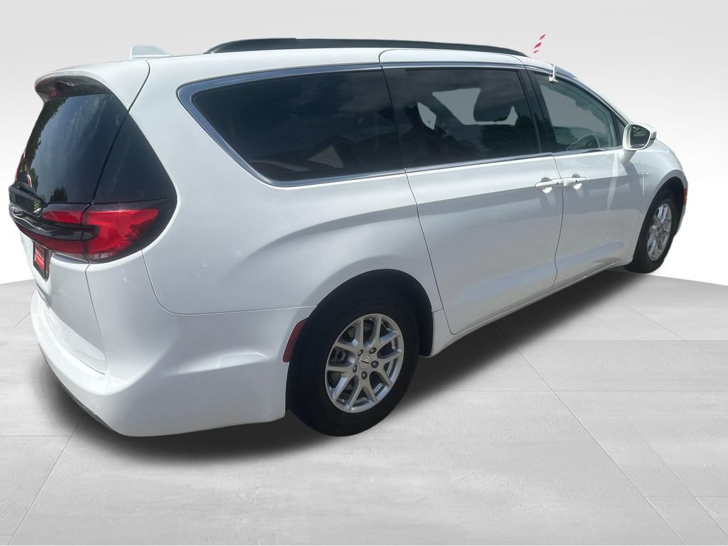 Used 2022 Chrysler Pacifica Touring-L FWD image 24