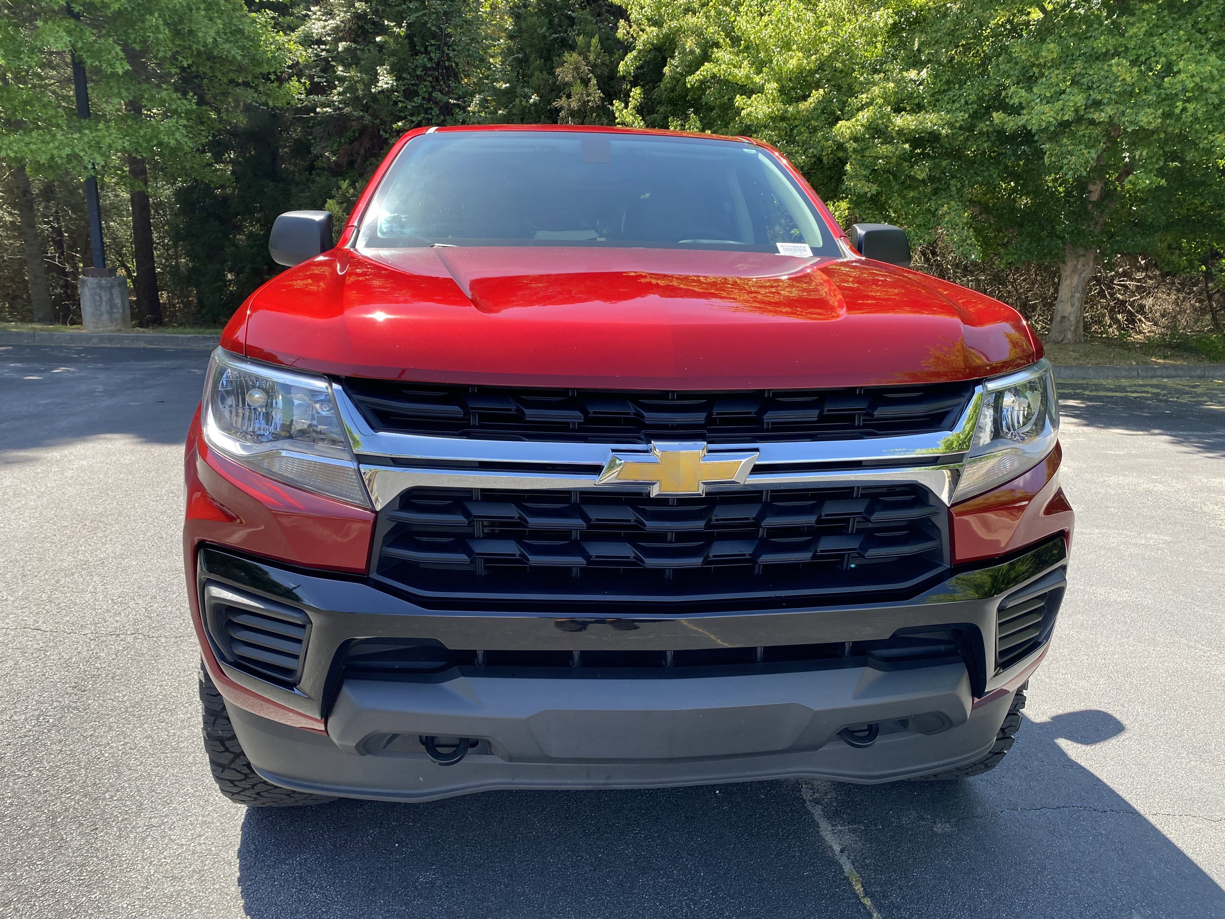 Used 2021 Chevrolet Colorado W/T w/ WT Convenience Package AWD/4WD image 3