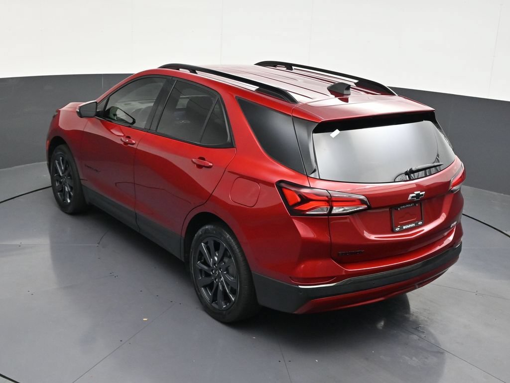 Used 2023 Chevrolet Equinox RS w/ RS Leather Package FWD image 19