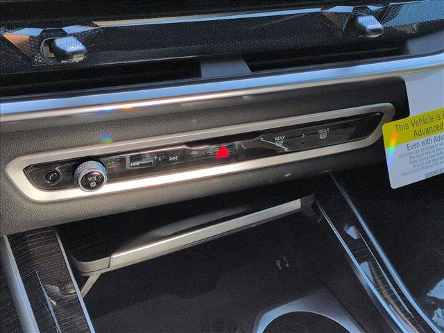 New 2026 BMW X7 xDrive40i w/ Executive Package AWD/4WD image 12