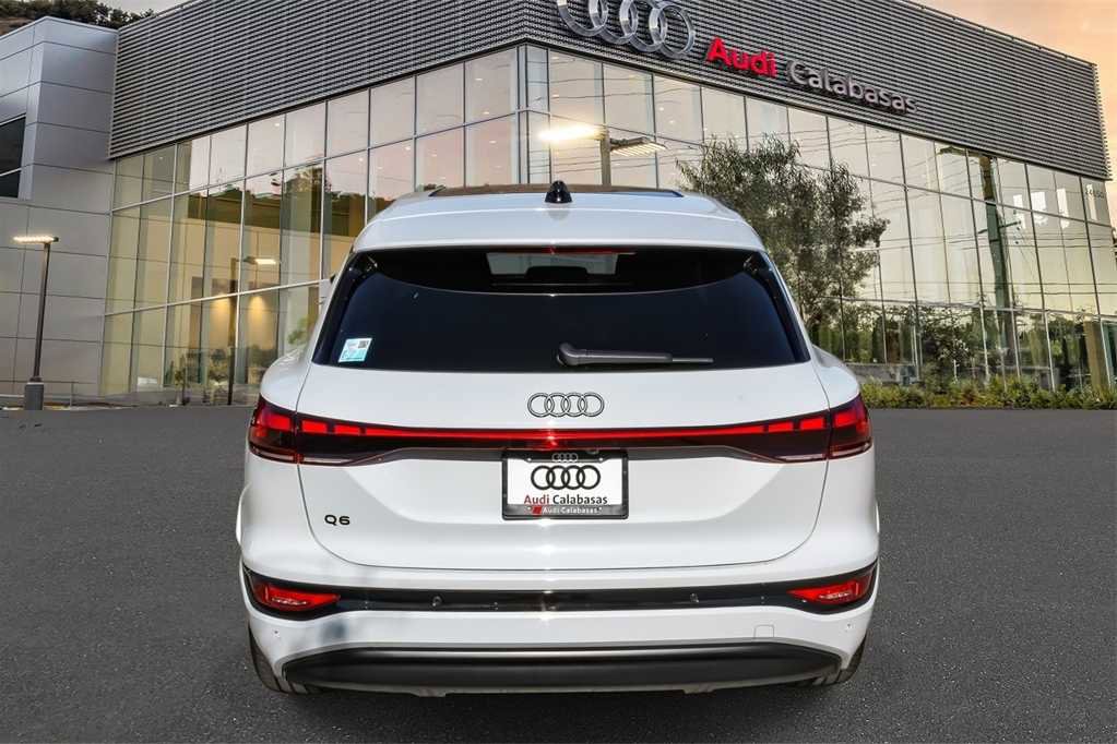 Used 2025 Audi Q6 e-tron Premium Plus w/ Premium Plus image 3
