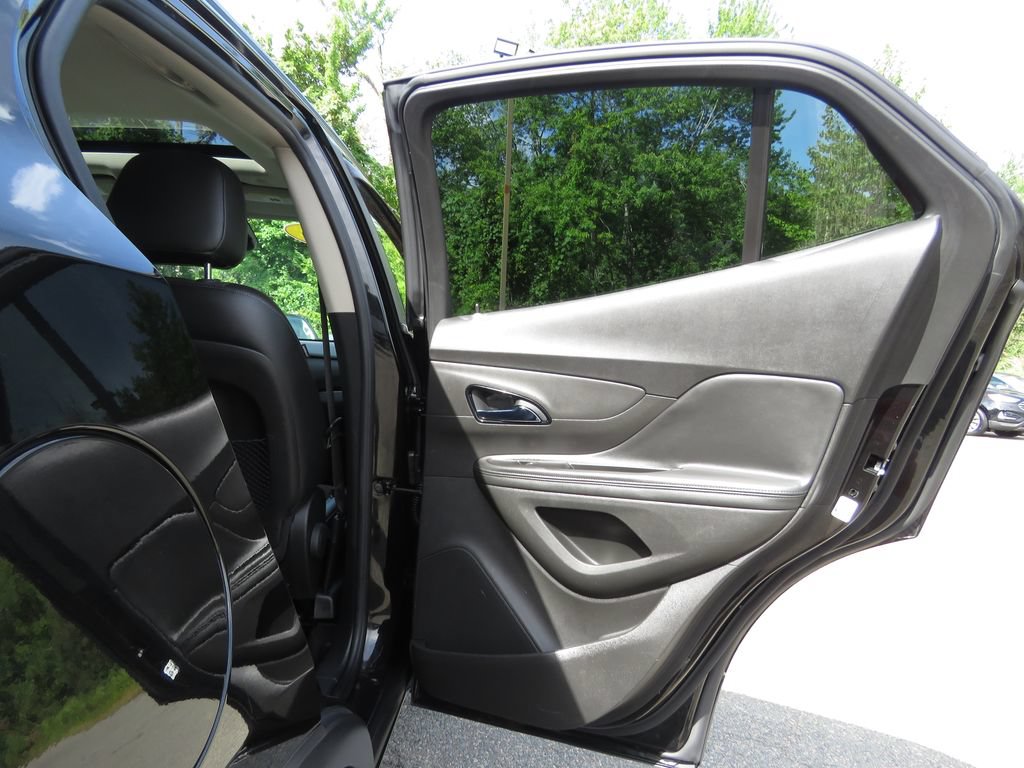 Used 2019 Buick Encore Sport Touring w/ Safety Package AWD/4WD image 15