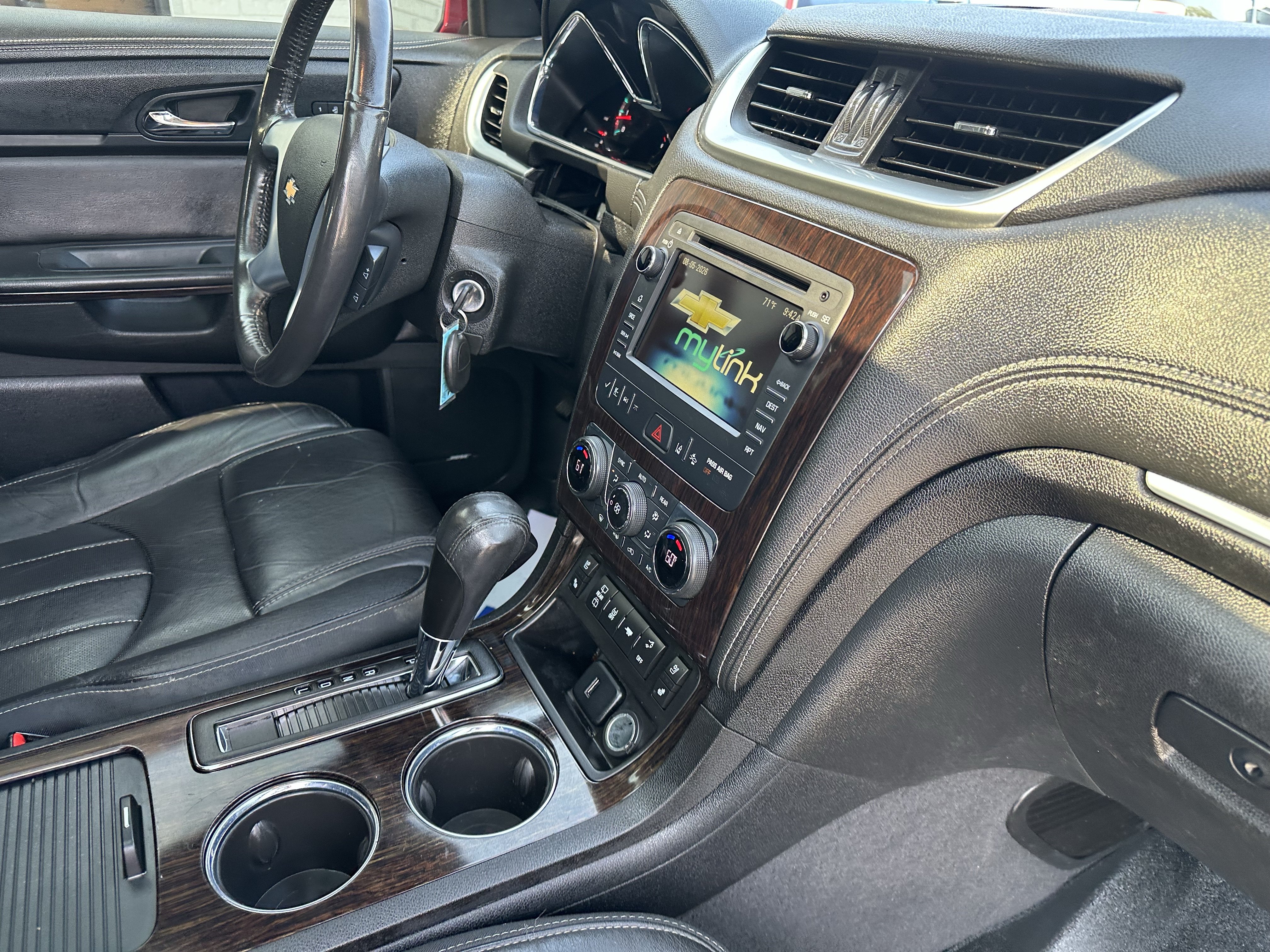 Used 2016 Chevrolet Traverse LTZ AWD/4WD image 15