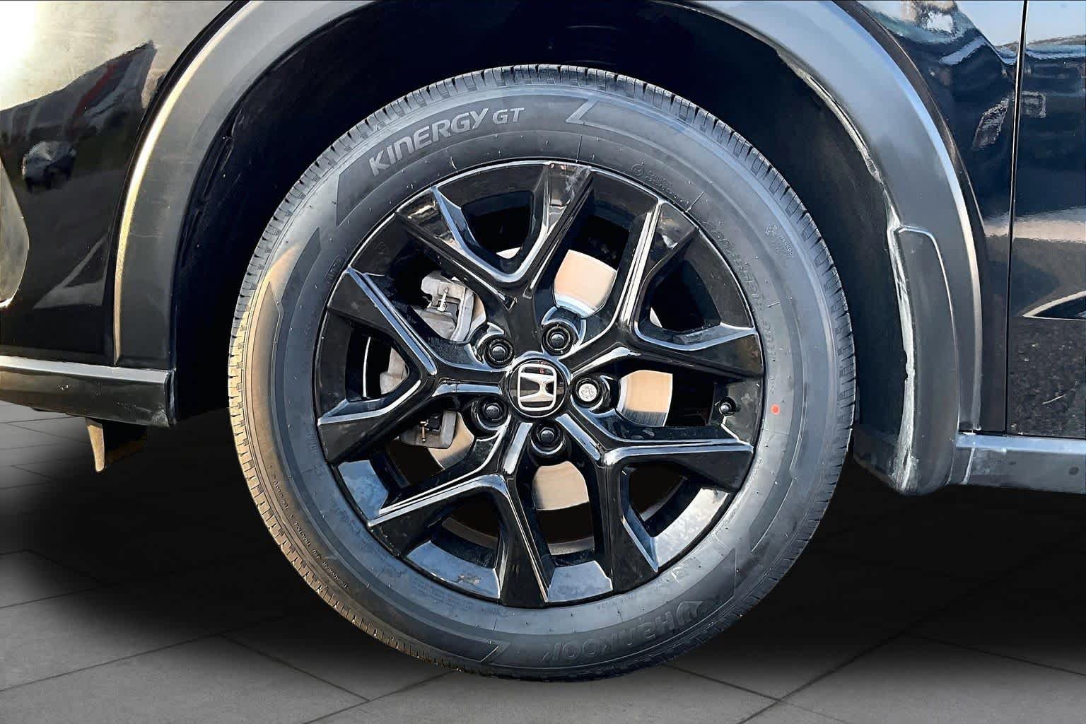 Used 2023 Honda HR-V Sport image 11