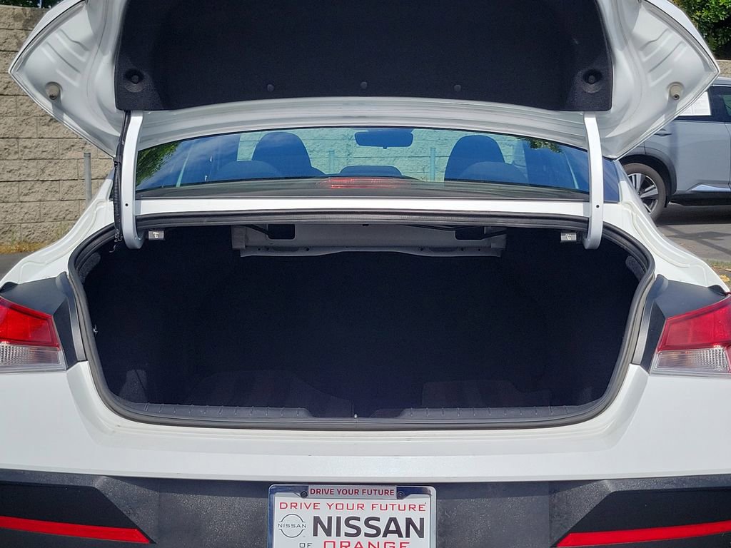 Used 2025 Hyundai Elantra Sport image 22