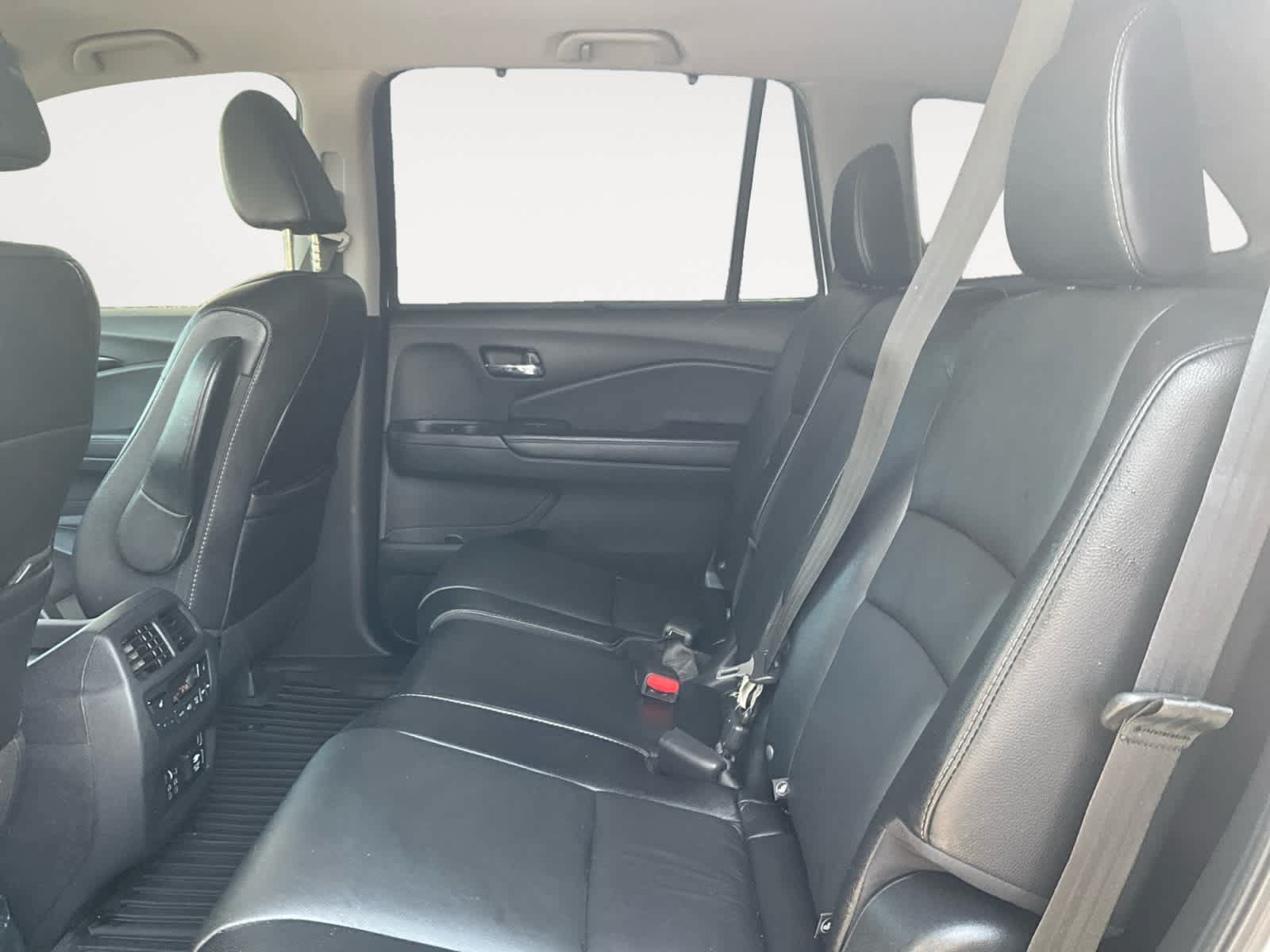 Used 2019 Honda Pilot Touring image 20