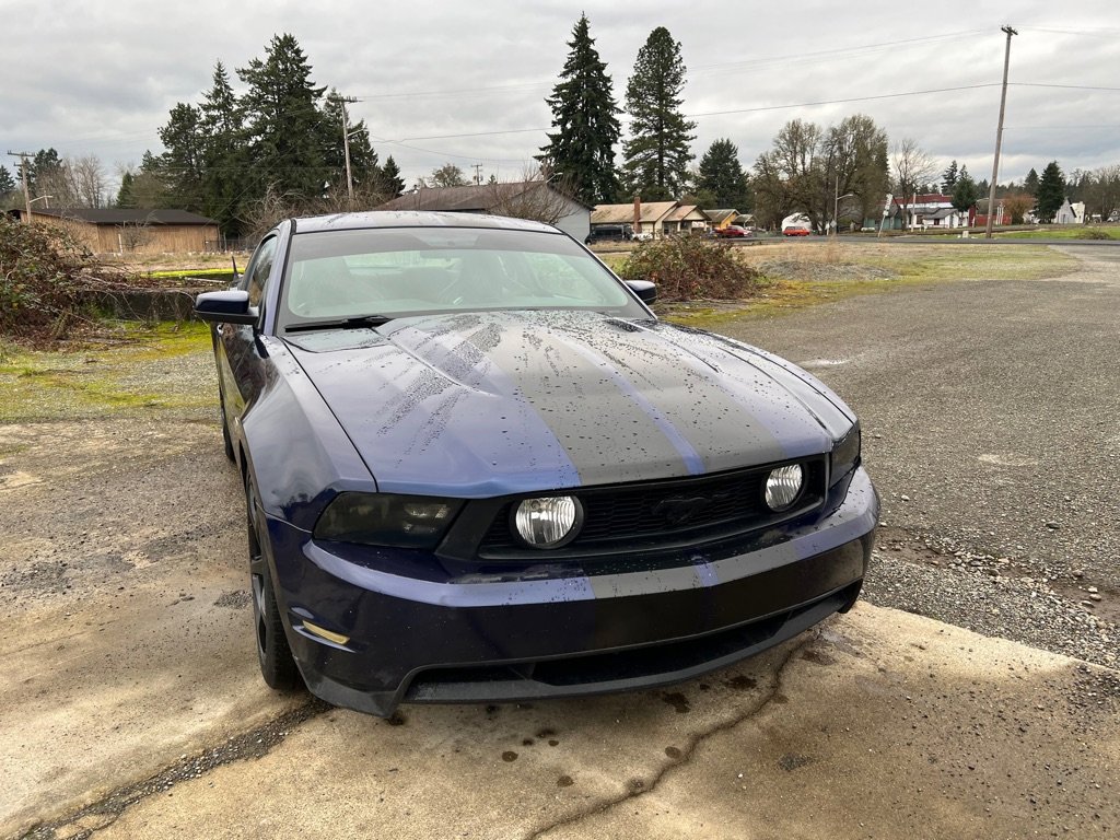 Used 2010 Ford Mustang GT image 6