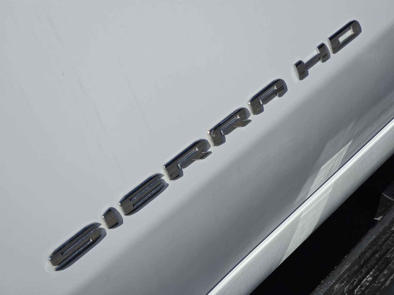 Certified 2025 GMC Sierra 2500 SLT w/ SLT Convenience Package image 11