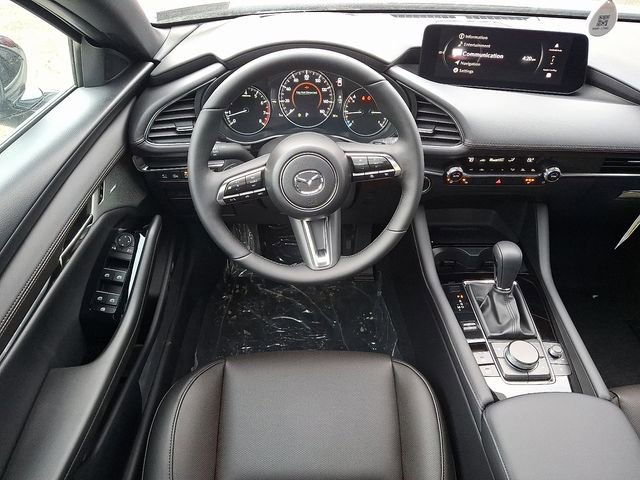New 2026 MAZDA MAZDA3 Hatchback w/Premium Plus Pkg image 12