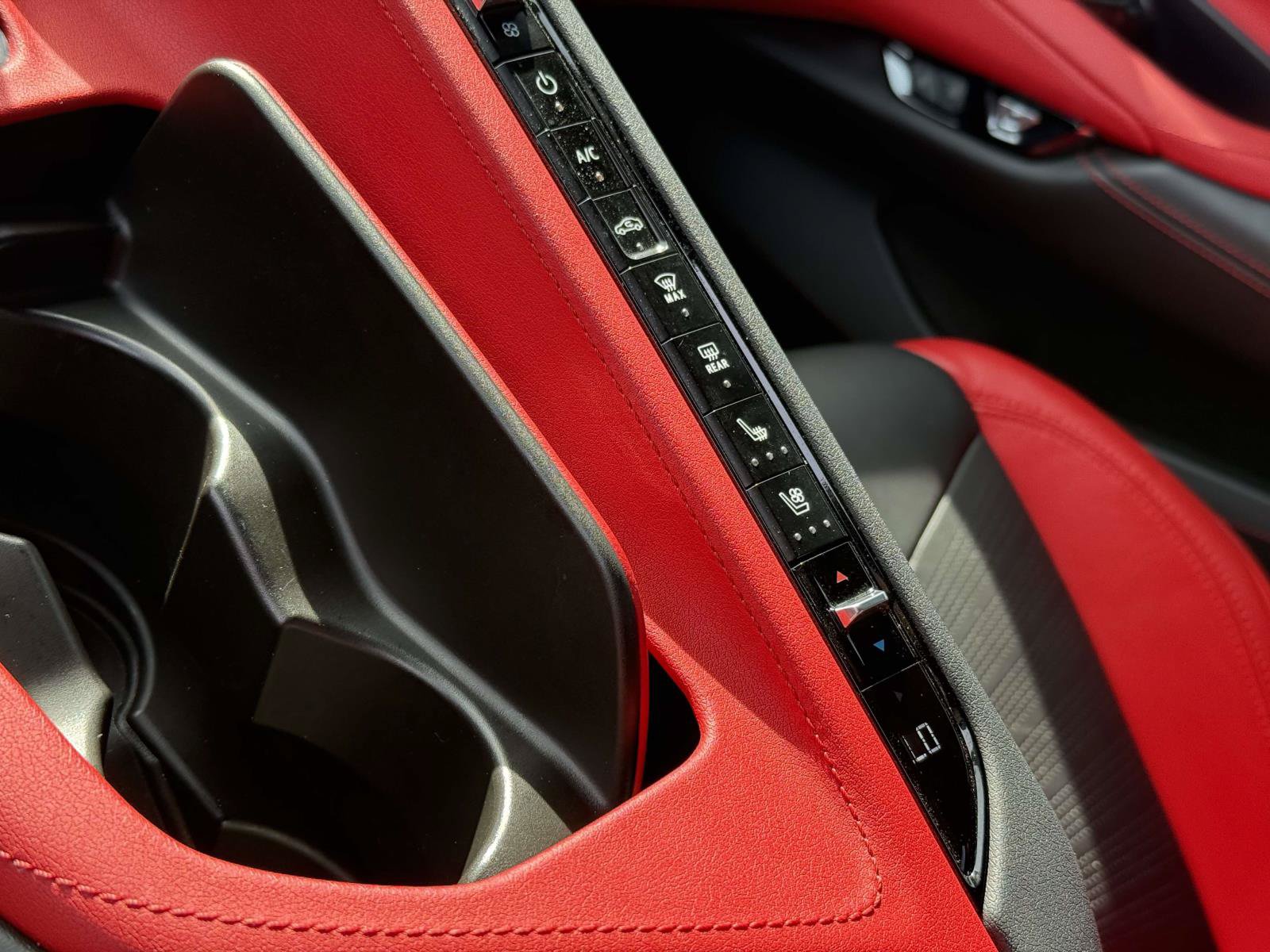 Used 2023 Chevrolet Corvette Stingray Preferred Conv w/ Stealth Interior Trim Package RWD image 19