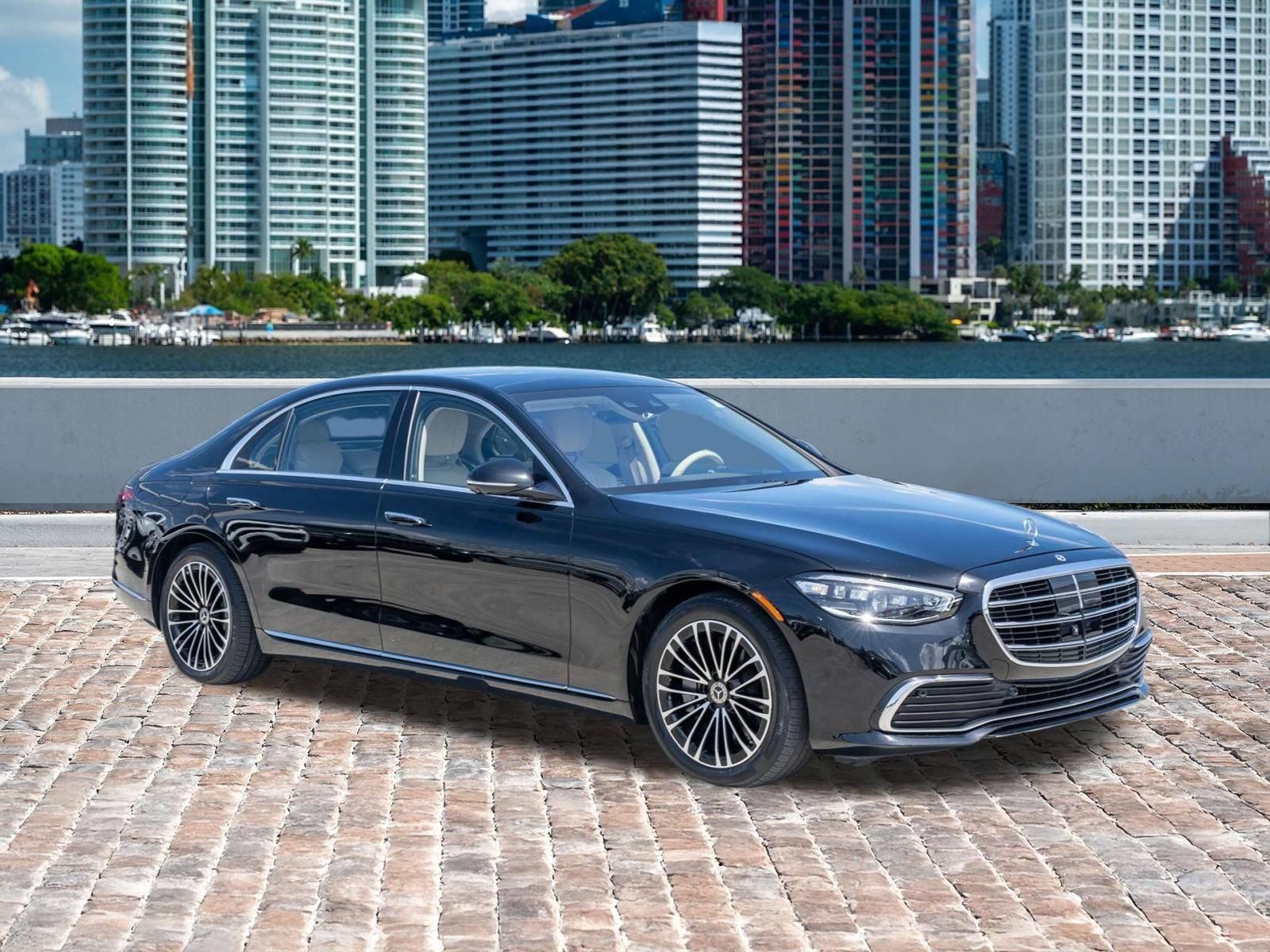 Used 2022 Mercedes-Benz S 500 4MATIC image 3