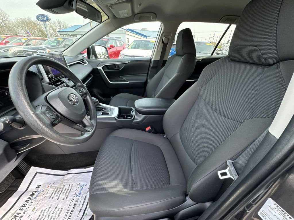 Used 2024 Toyota RAV4 LE image 11