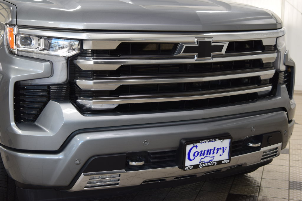 Used 2026 Chevrolet Silverado 1500 High Country w/ High Country Premium Package AWD/4WD image 13
