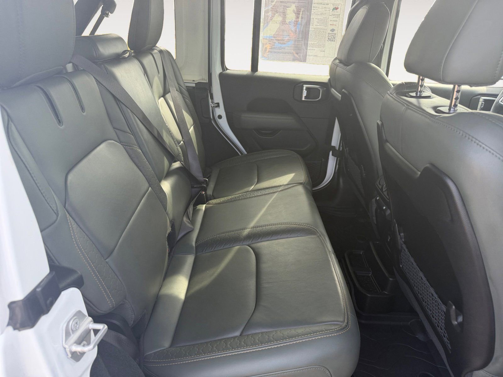 Used 2024 Jeep Wrangler High Altitude image 13