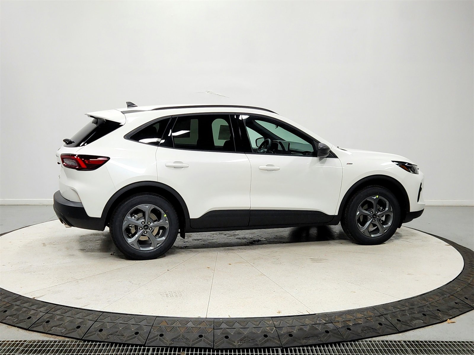 New 2026 Ford Escape ST-Line w/ Tech Pack #1 image 8