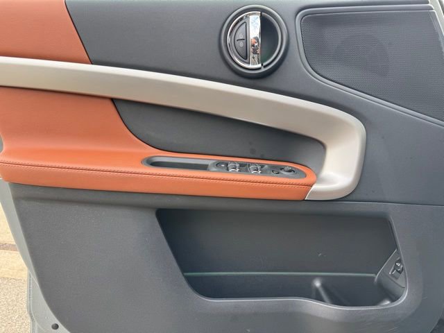 Used 2023 MINI Cooper Countryman S w/ Signature Upholstery Package image 14