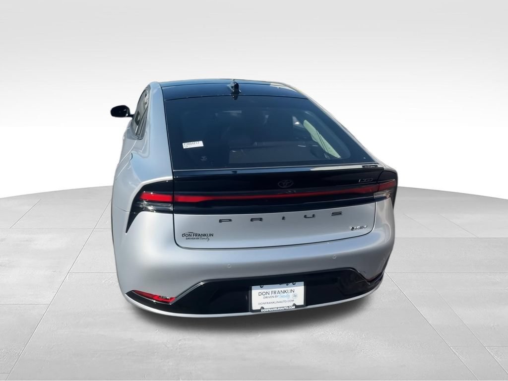 Used 2023 Toyota Prius Limited FWD image 7