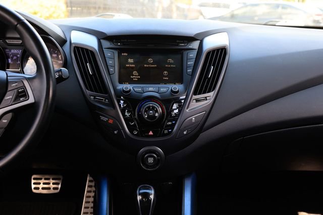 Used 2014 Hyundai Veloster Turbo image 37
