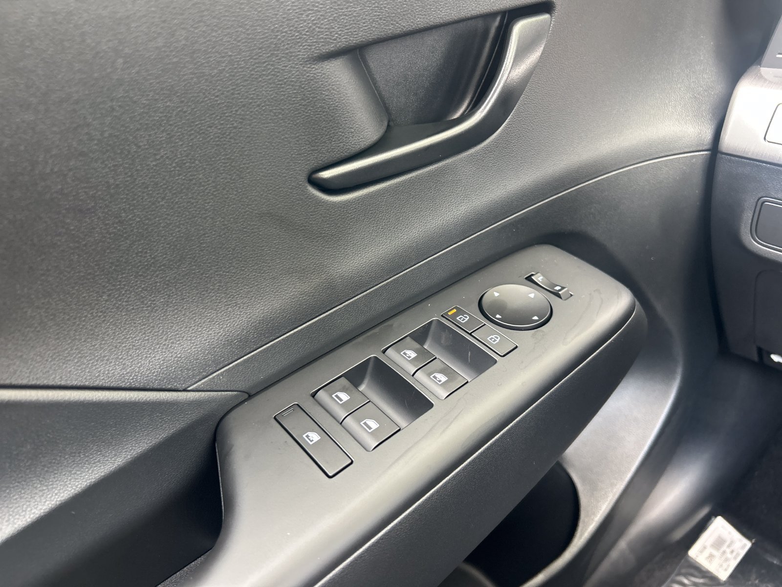 New 2027 Hyundai Kona SEL Sport AWD/4WD image 11