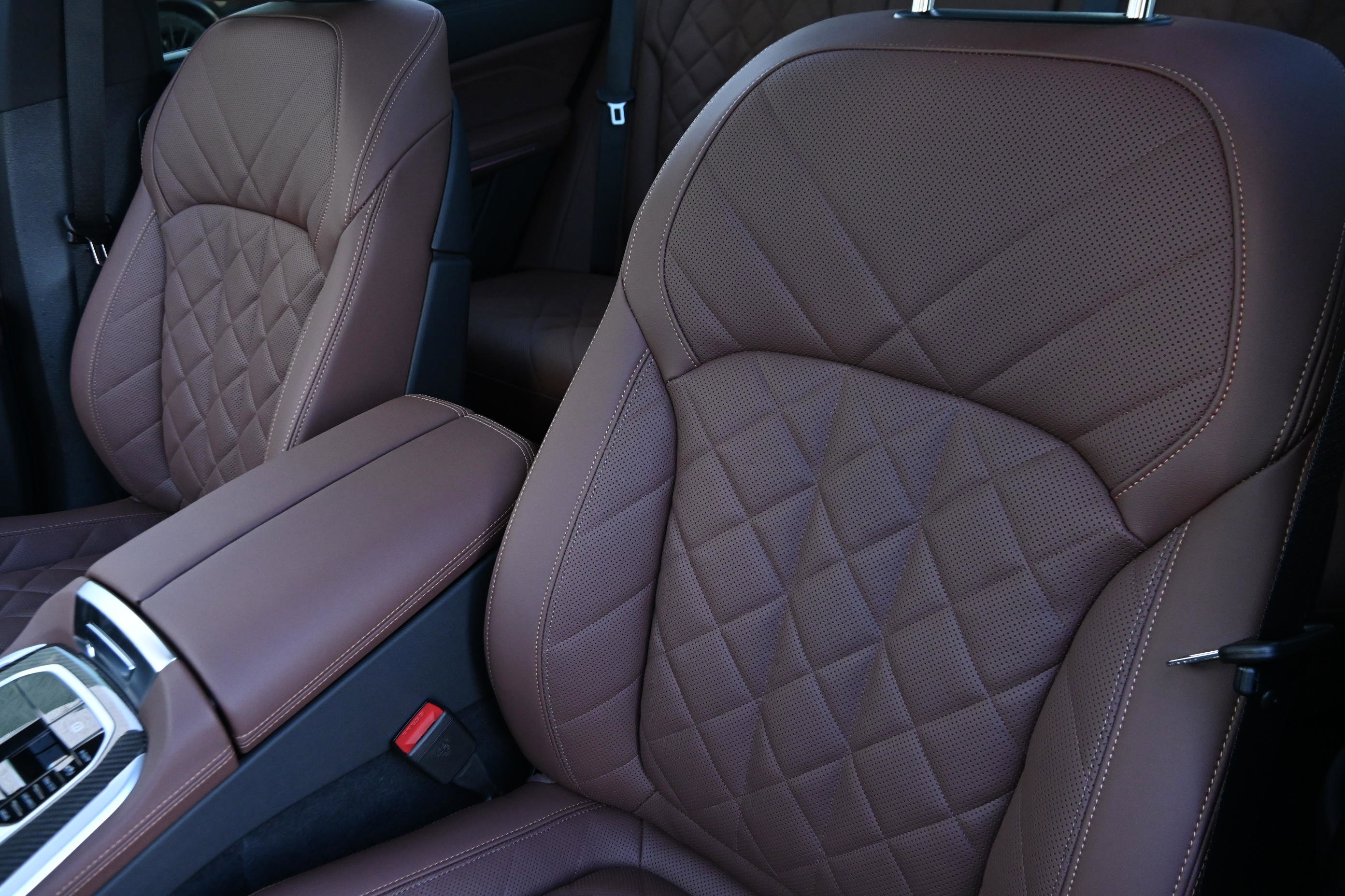 New 2026 BMW X5 M60i image 9