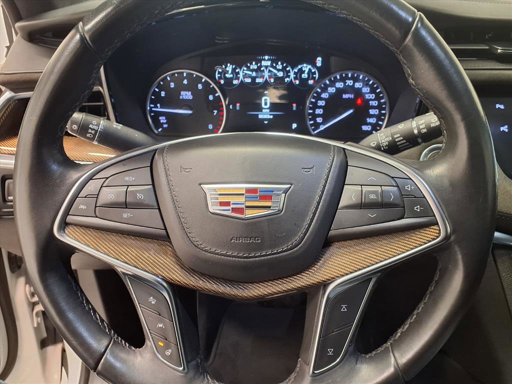 Used 2018 Cadillac XT5 Platinum w/ Driver Assist Package image 21