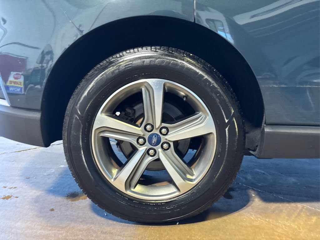 Used 2019 Ford Edge SEL w/ Equipment Group 201A AWD/4WD image 19