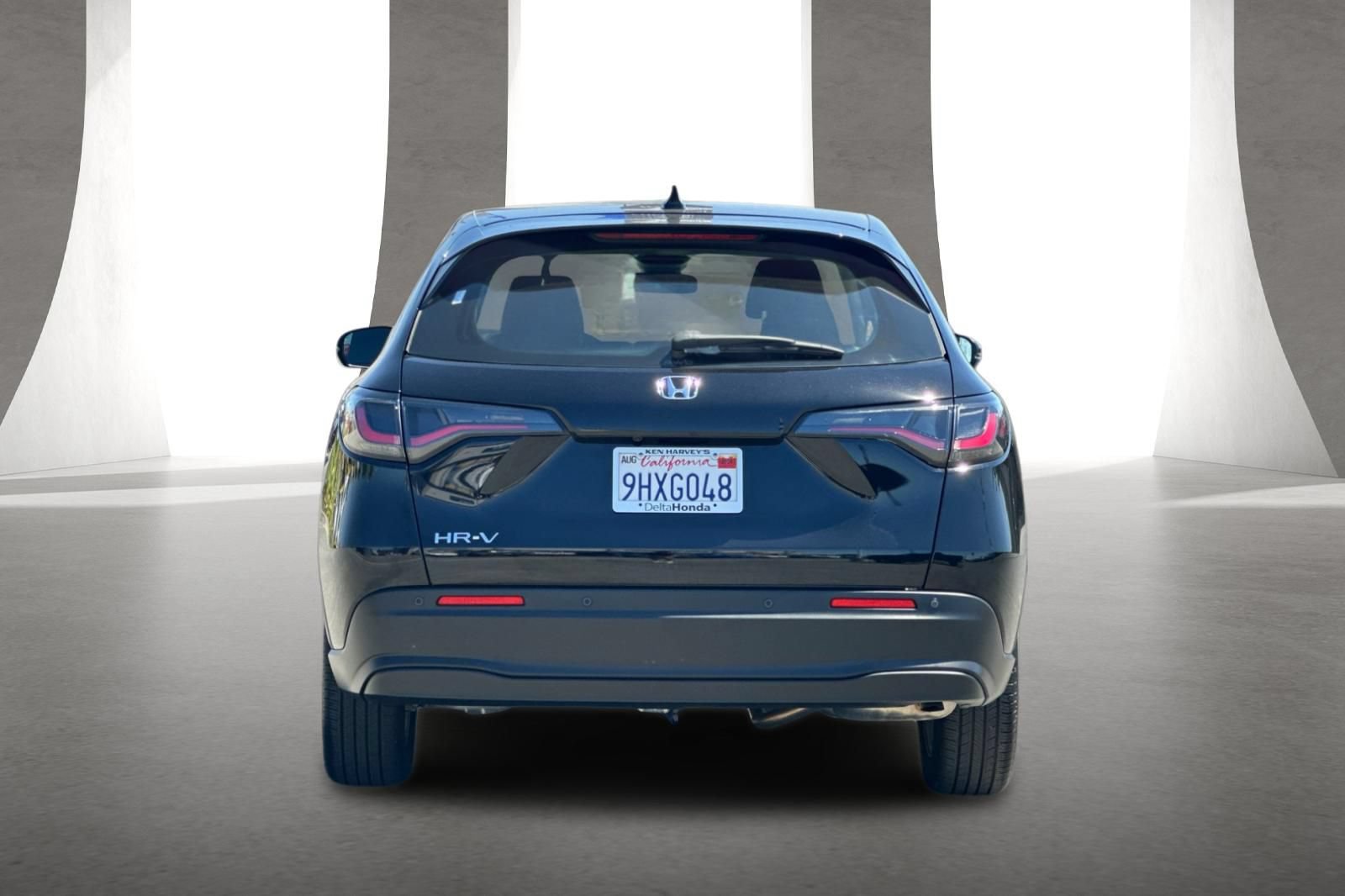 Used 2024 Honda HR-V LX image 5