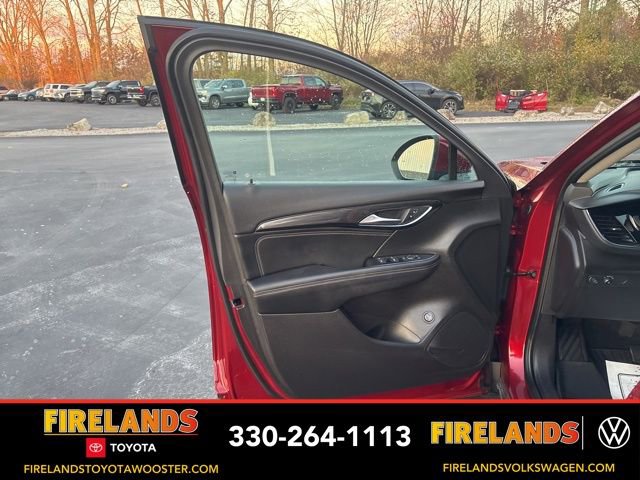 Used 2022 Buick Envision Preferred image 10