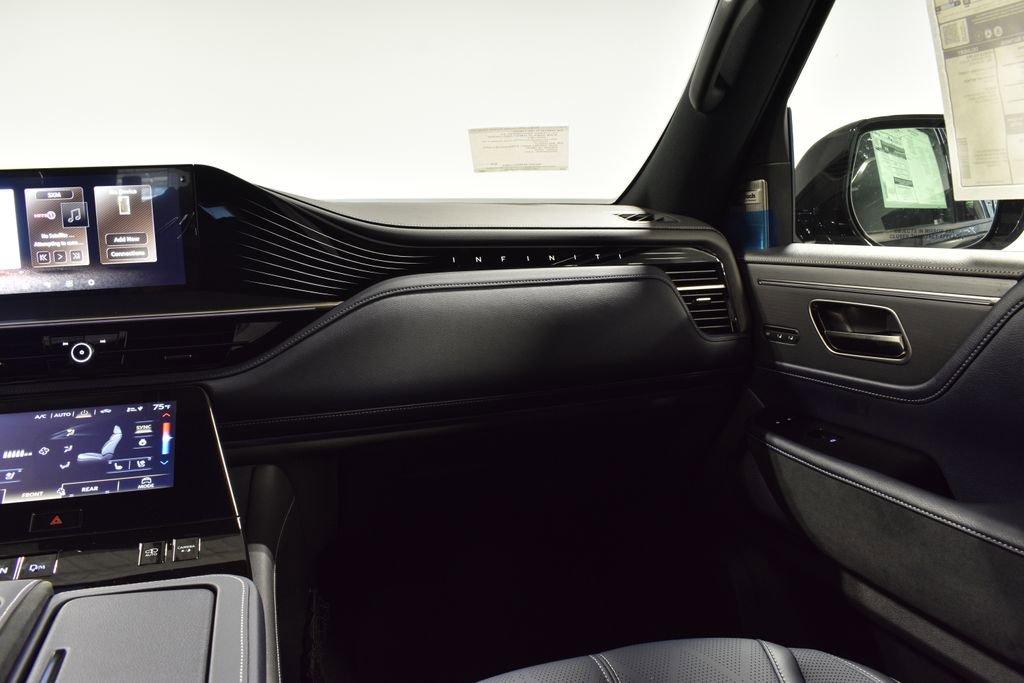 New 2026 INFINITI QX80 4WD image 15