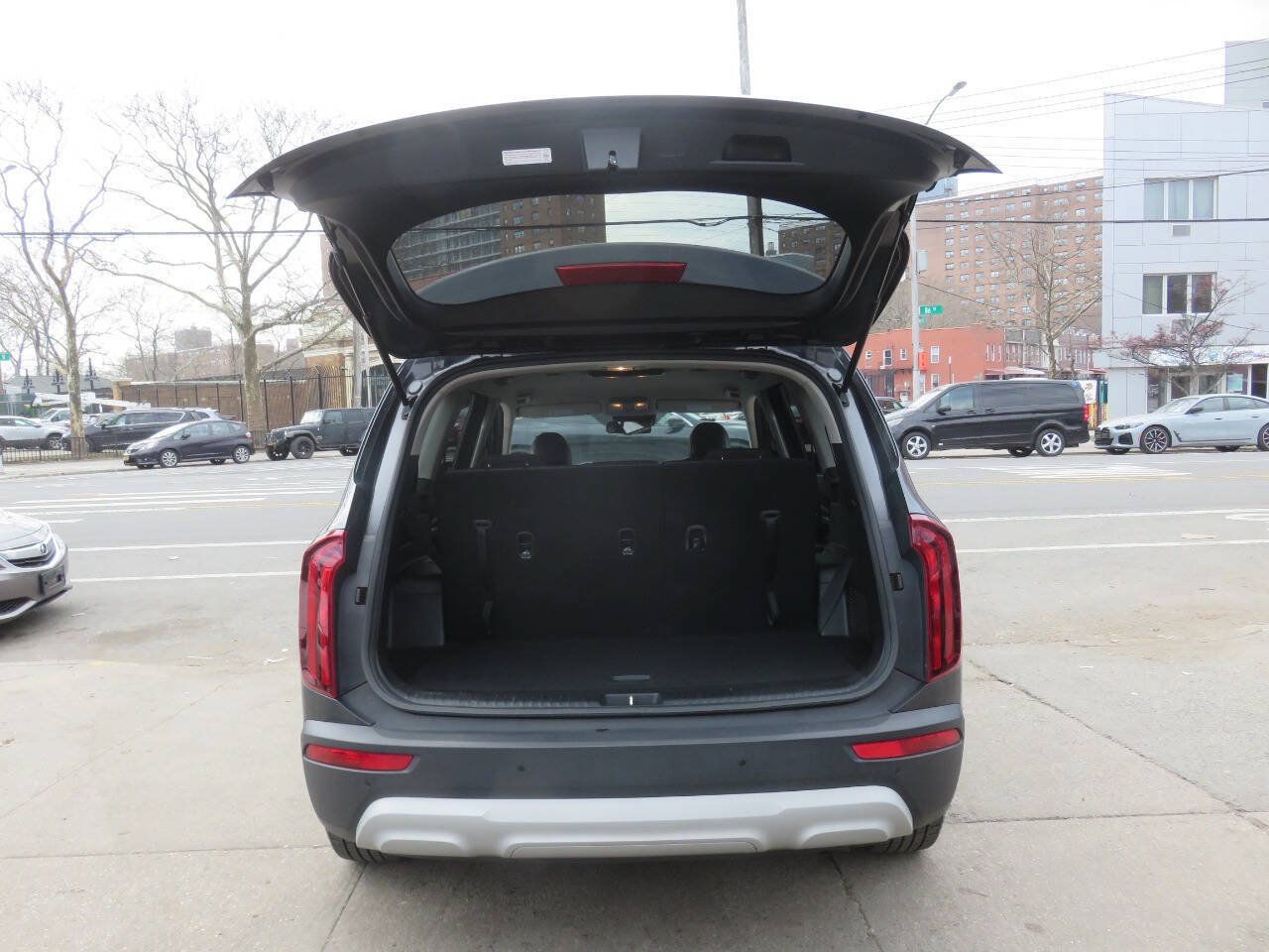 Used 2020 Kia Telluride LX AWD/4WD image 26