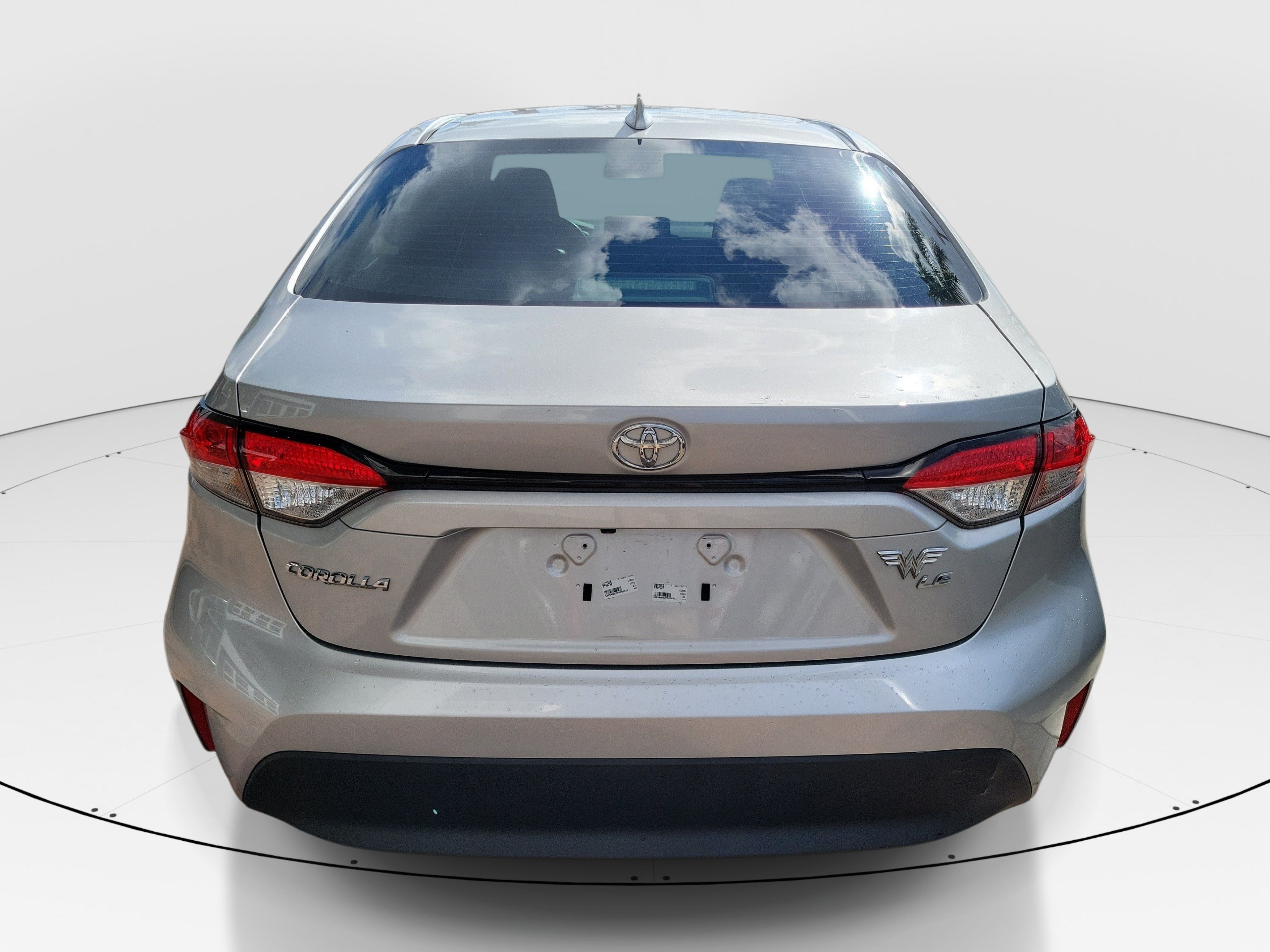 Used 2023 Toyota Corolla LE FWD image 6