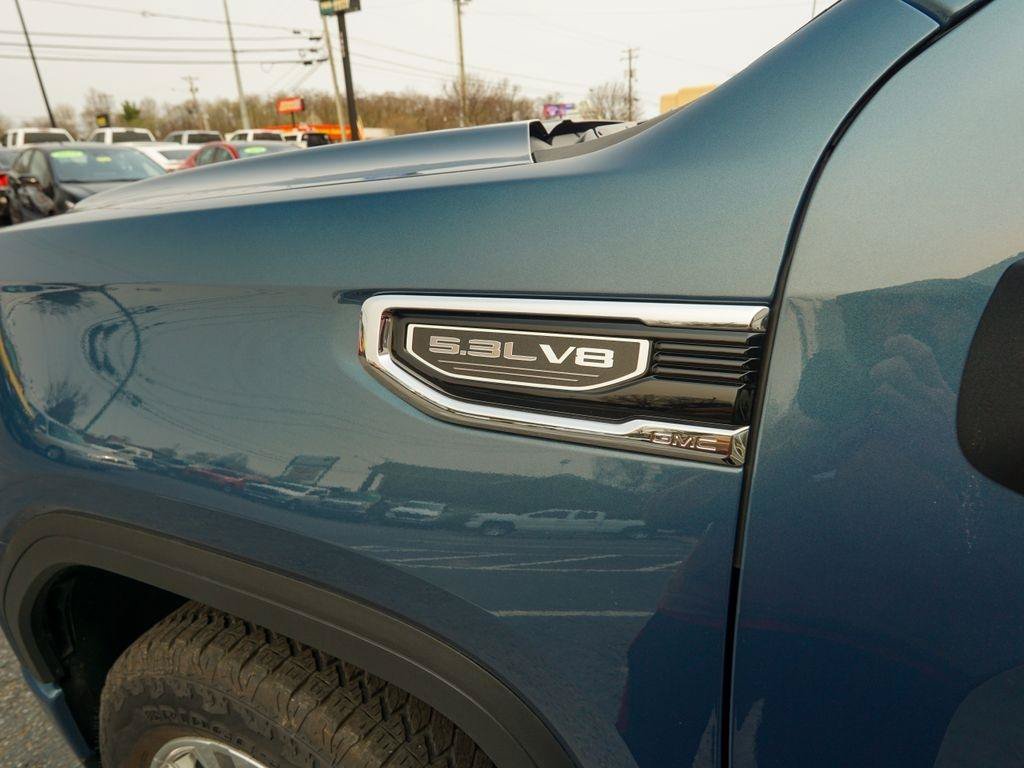 Used 2024 GMC Sierra 1500 Denali AWD/4WD image 8