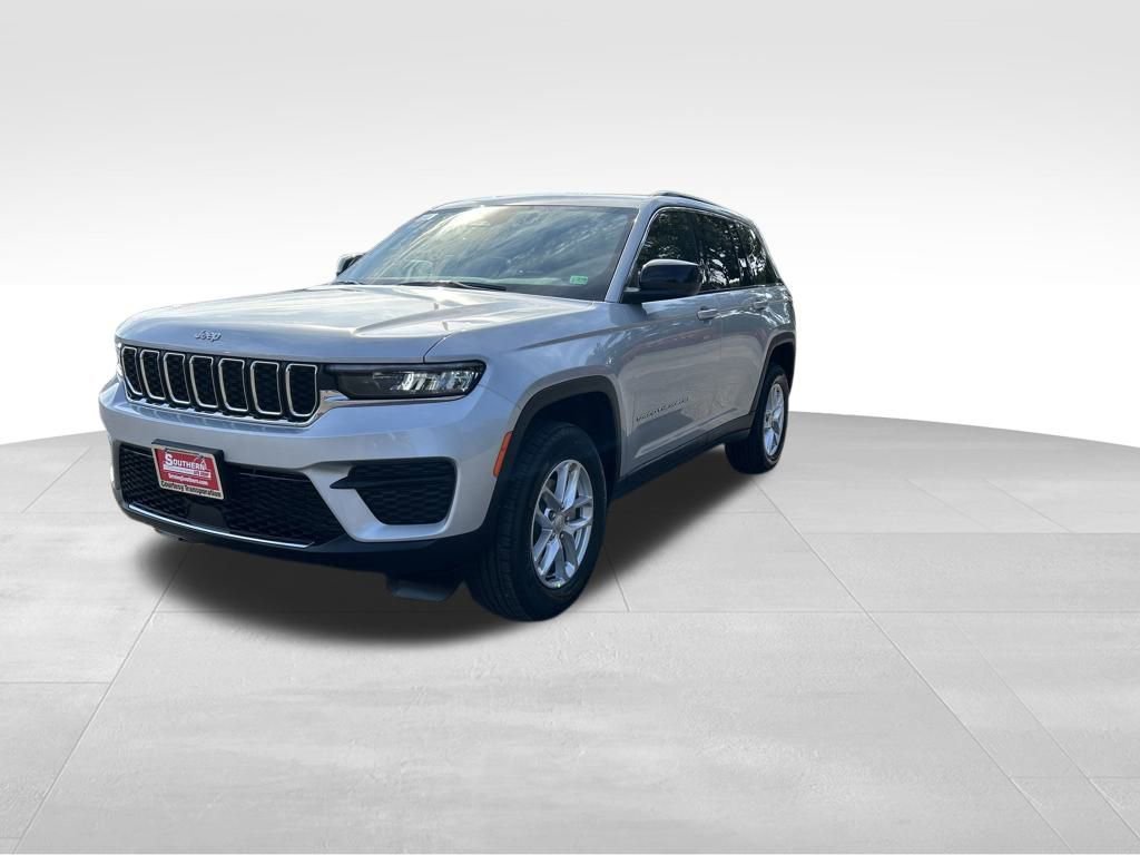 New 2025 Jeep Grand Cherokee Laredo X w/ Luxury Tech Group I video 2