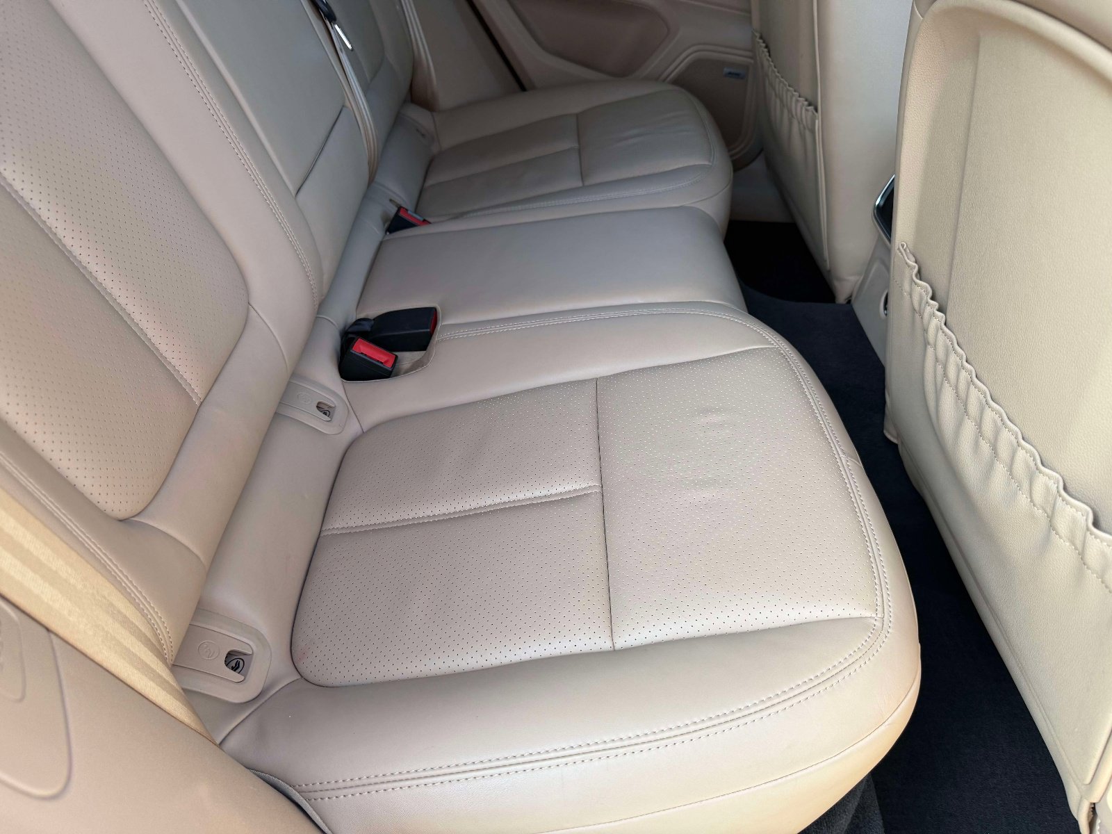 Used 2022 Porsche Macan image 29