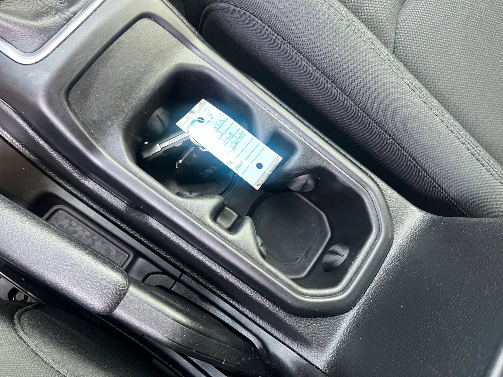 Certified 2022 Jeep Gladiator Sport image 32