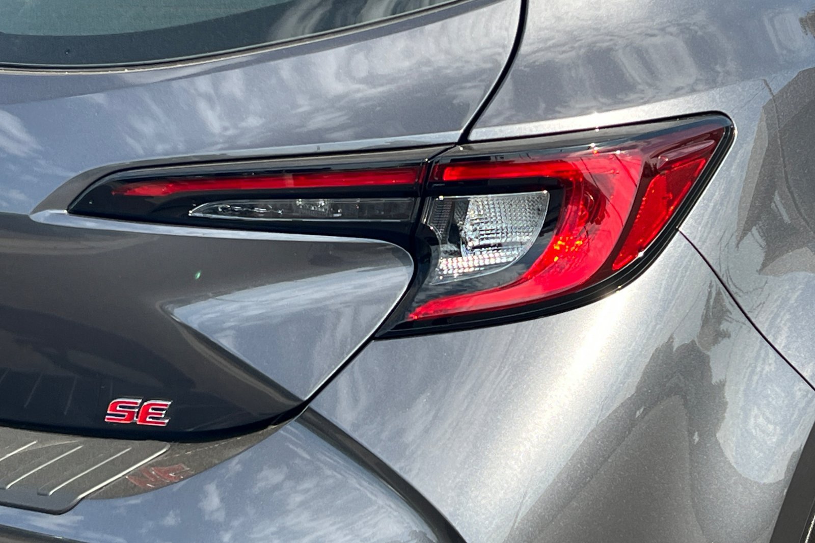 Certified 2027 Toyota Corolla SE w/ SE Premium Package FWD image 25