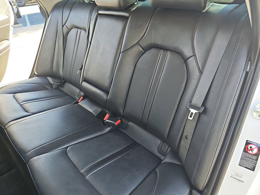 Used 2022 Hyundai Sonata Limited w/ Cargo Package image 14