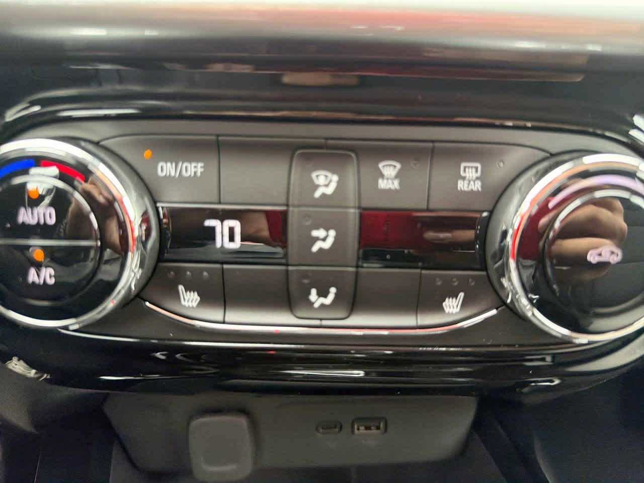 New 2026 Chevrolet Trax LT w/ Driver Confidence Package FWD image 22