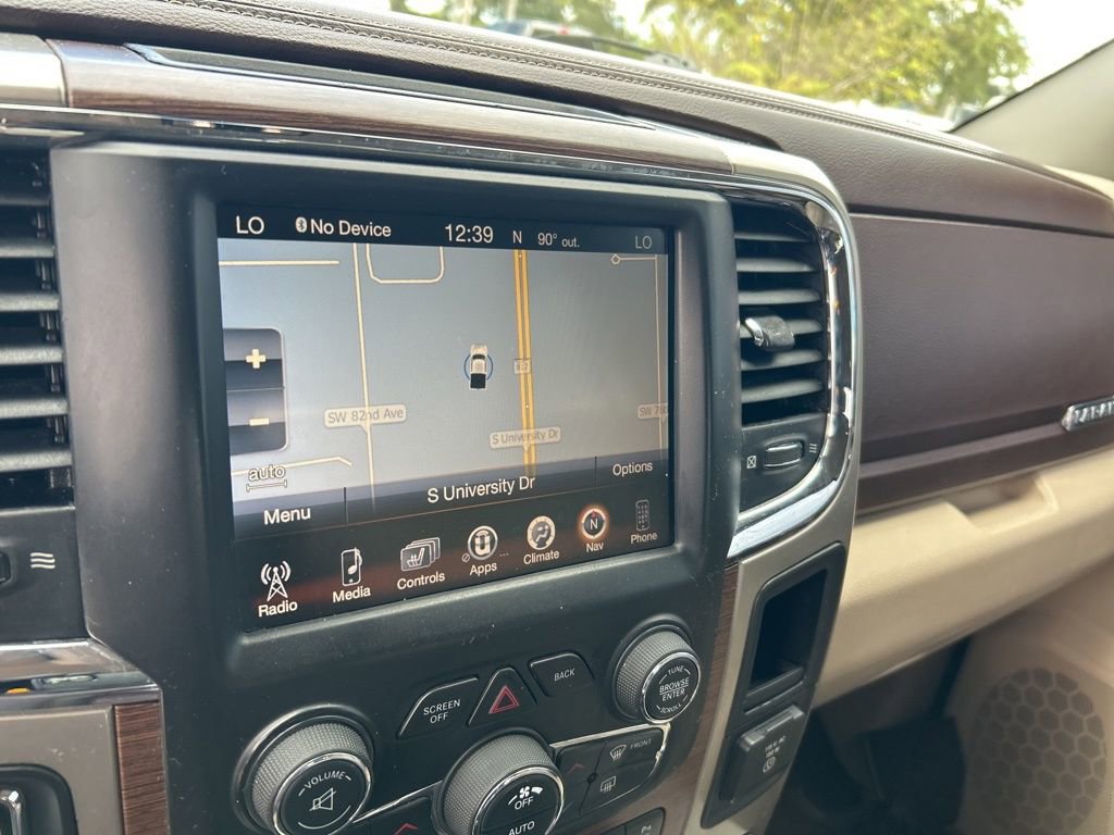 Used 2014 RAM 1500 Laramie w/ Convenience Group image 11