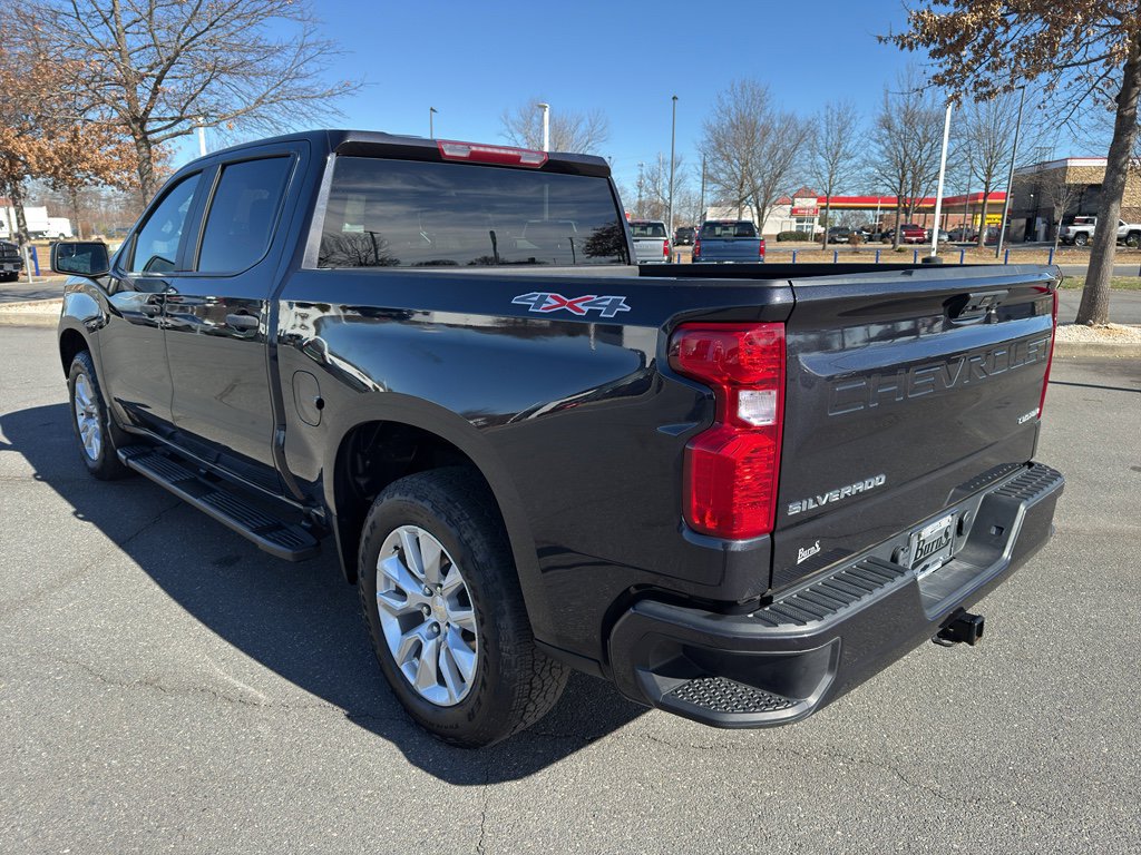 Used 2023 Chevrolet Silverado 1500 Custom image 5