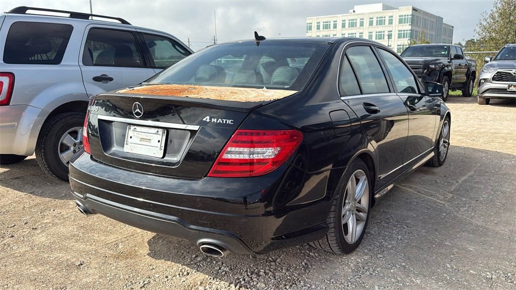 Used 2014 Mercedes-Benz C 300 4MATIC Sedan image 6